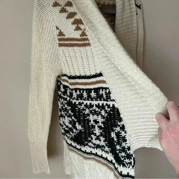 BB Dakota Wool Blend Tribal Aztec Pattern Ivory Knit Cardigan Women’s Size XS - Picture 3 of 7
